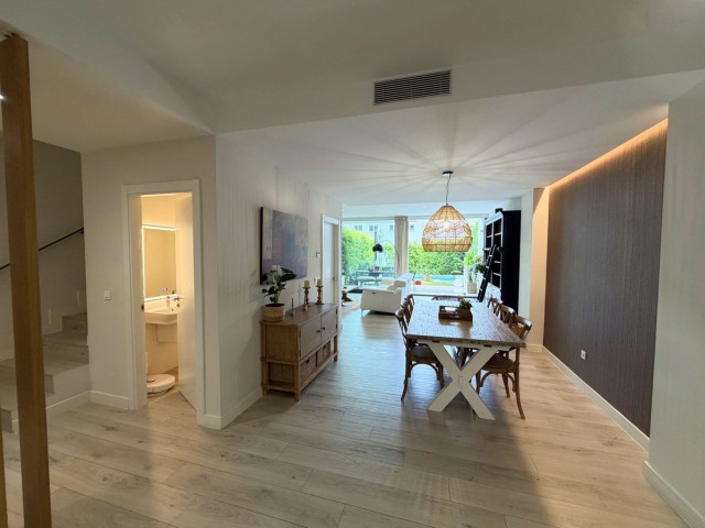 3 Bedrooms Townhouse in San Roque