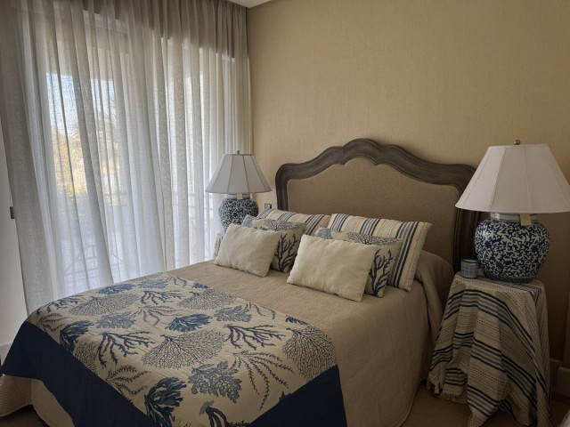 Appartement avec 3 Chambres  à Estepona