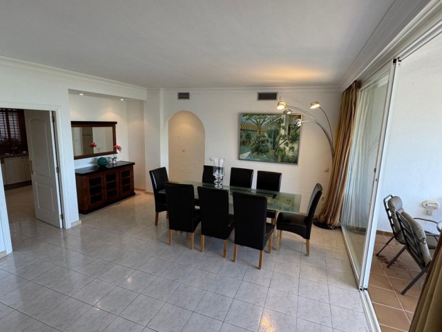 Apartamento con 3 Dormitorios  en Miraflores