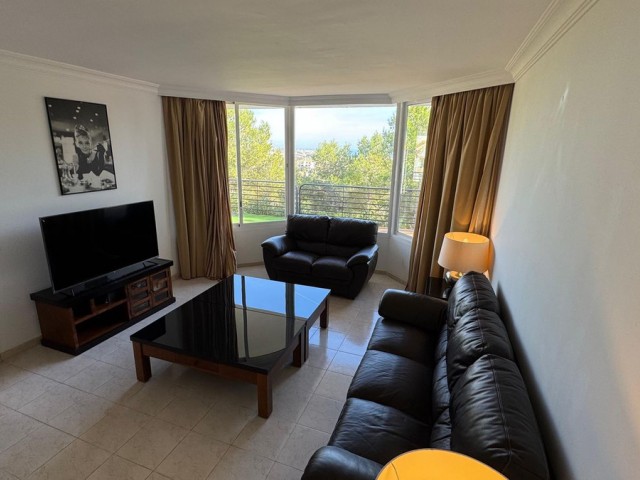 Apartamento con 3 Dormitorios  en Miraflores