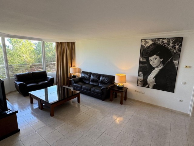 Apartamento con 3 Dormitorios  en Miraflores