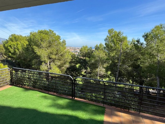 Apartamento con 3 Dormitorios  en Miraflores