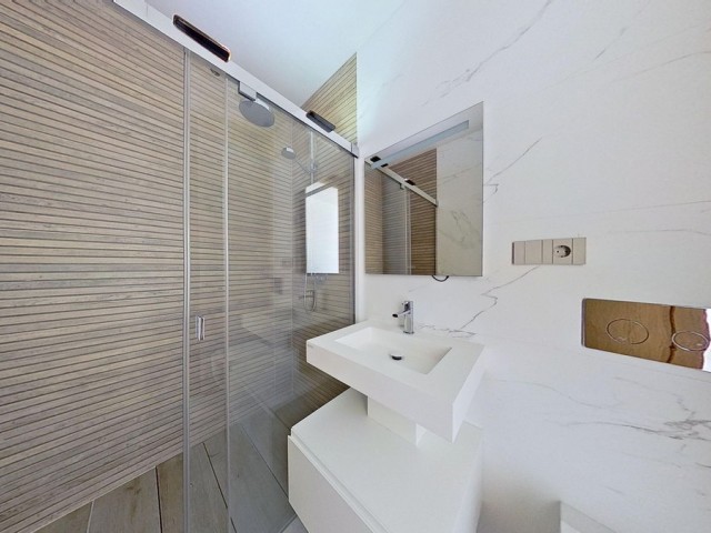 Apartamento con 2 Dormitorios  en Málaga Centro