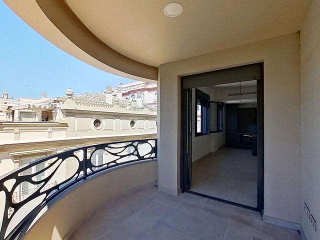 2 Bedrooms Apartment in Málaga Centro