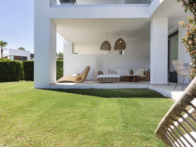 Apartment, El Paraiso, R5058754