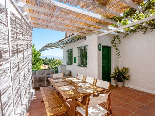 5 Bedrooms Villa in Torremolinos