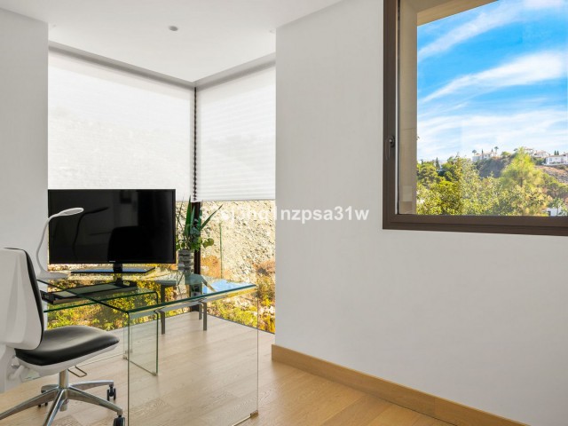 Villa avec 8 Chambres  à Benahavís