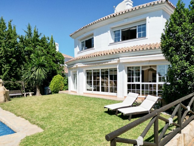 Villa avec 4 Chambres  à Mijas Golf