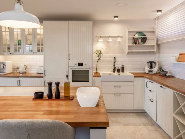 Adosado con 4 Dormitorios  en El Paraiso