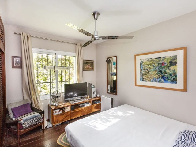 3 Soveroms Villa i Guadalmina Alta