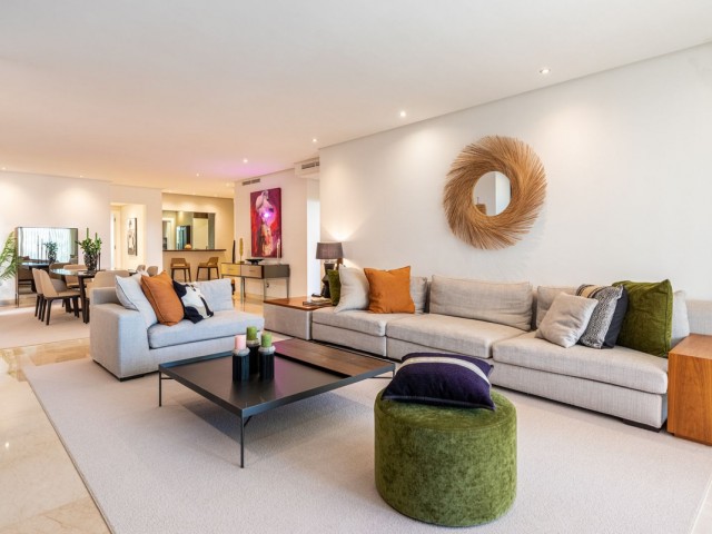 2 Bedrooms Apartment in Sierra Blanca