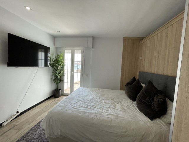 Maison mitoyenne avec 2 Chambres  à Nueva Andalucía