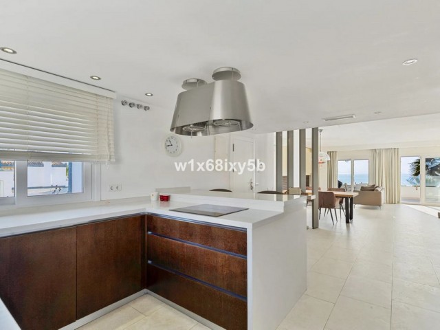 Penthouse in Estepona