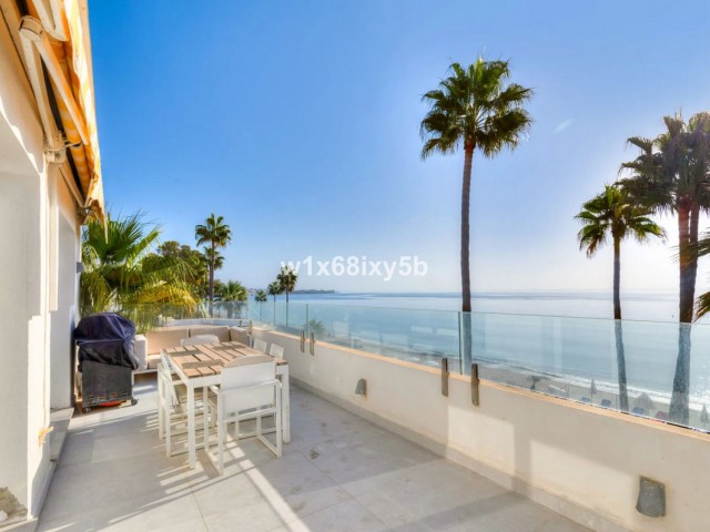 Penthouse in Estepona
