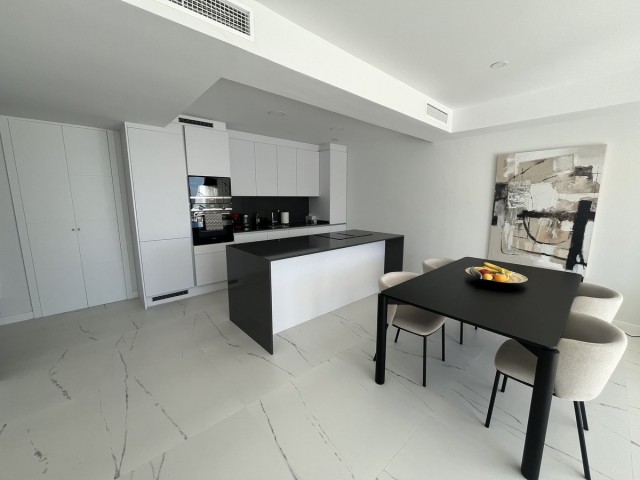 2 Soveroms Leilighet i Casares