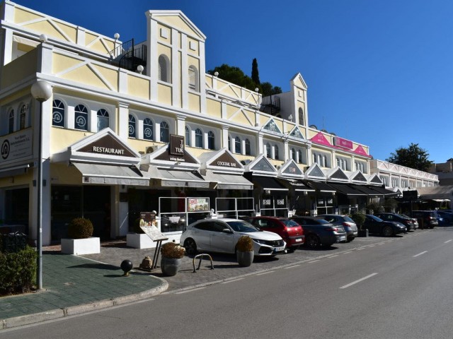 Kommerziell in Aloha