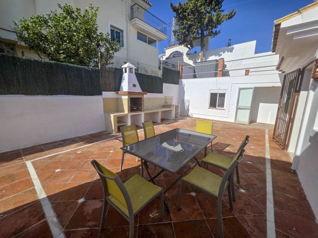 Villa avec 3 Chambres  à Estepona