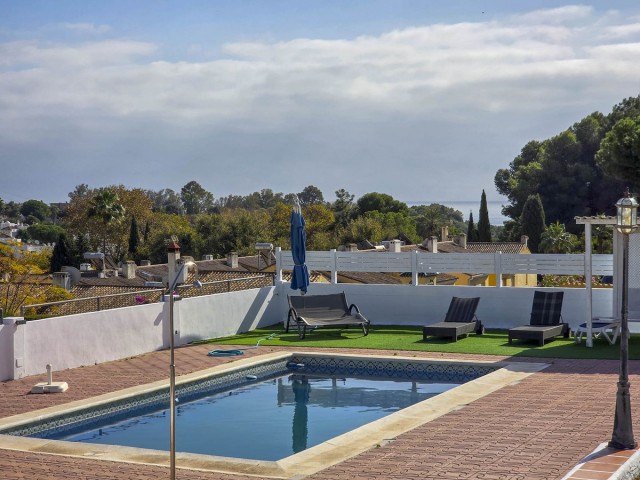 Villa avec 3 Chambres  à Estepona