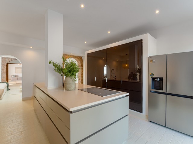 Villa avec 6 Chambres  à El Madroñal