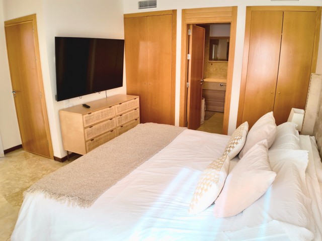 Appartement avec 3 Chambres  à Marbella