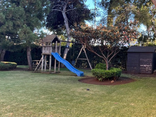 3 Makuuhuoneen Huoneisto Puerto Banús