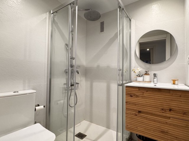 4 Soveroms Leilighet i Nueva Andalucía