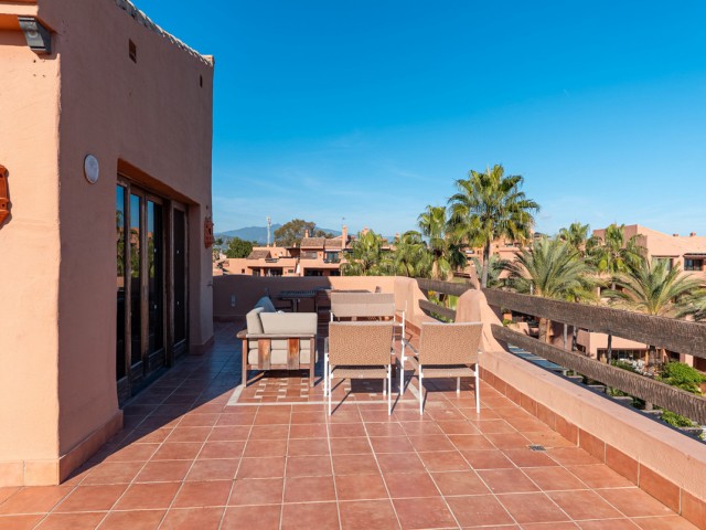 Penthouse in Estepona