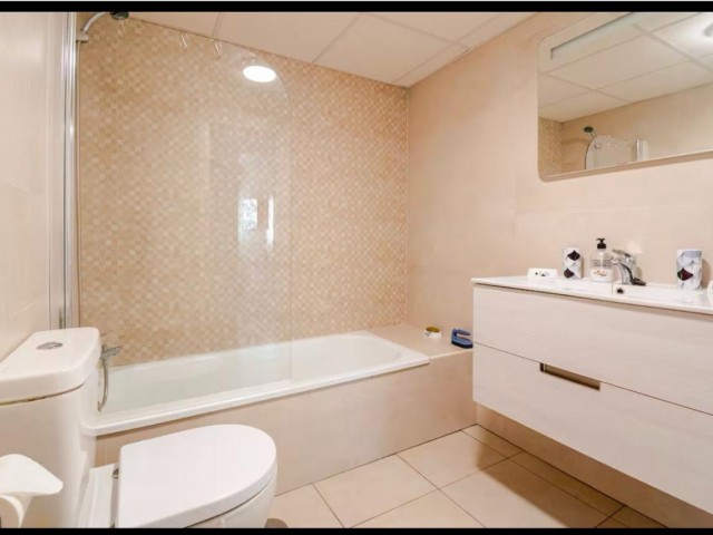 3 Soveroms Leilighet i Nueva Andalucía