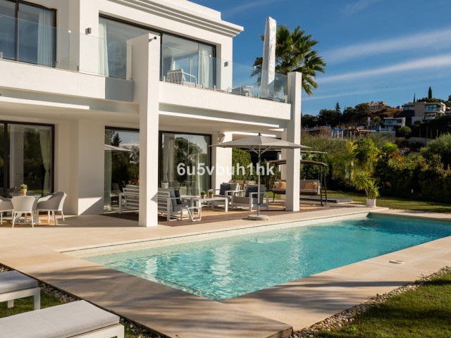 Villa, Monte Halcones, R5226268