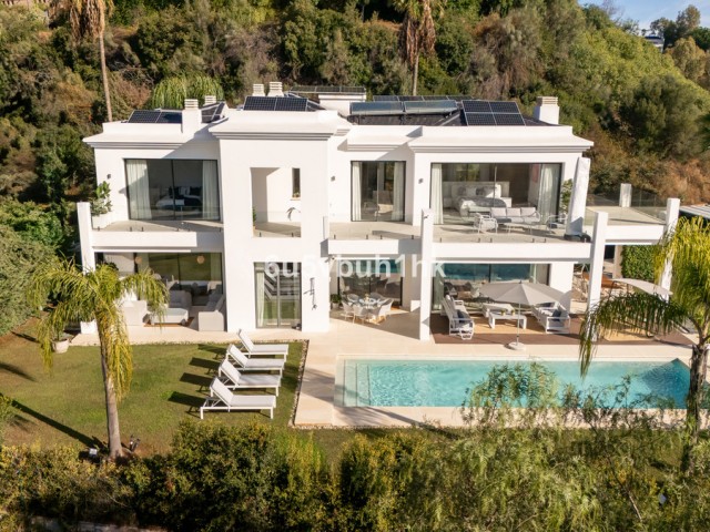 Villa, Monte Halcones, R5226268