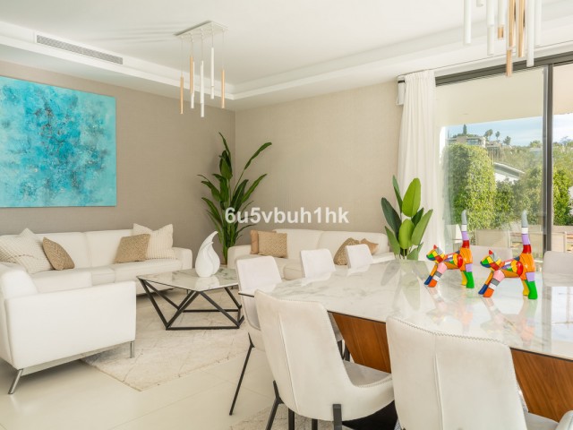 5 Bedrooms Villa in Monte Halcones