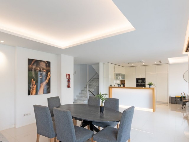 Villa con 5 Dormitorios  en Torremuelle