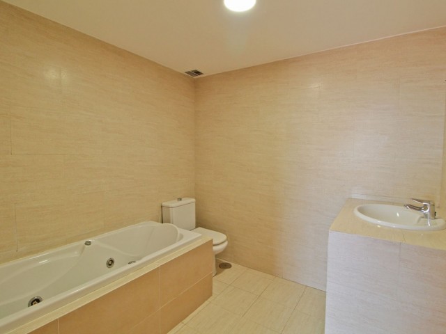 4 Soveroms Rekkehus i Mijas