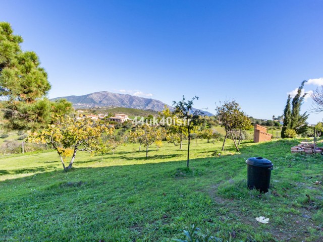 4 Bedrooms Villa in Mijas