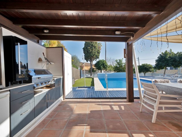 4 Bedrooms Villa in San Pedro de Alcántara