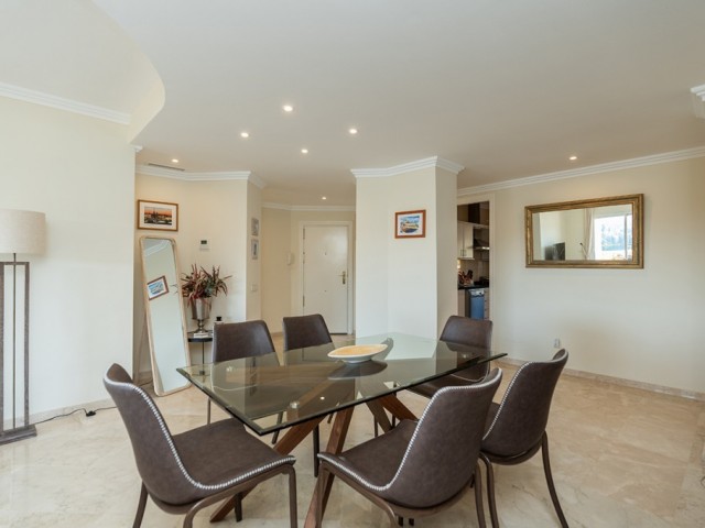 Appartement avec 3 Chambres  à Marbella