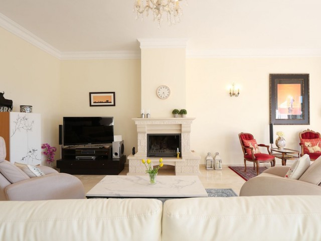 3 Sovrums Lägenhet i Cabopino