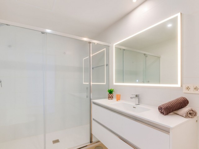 Kattohuoneisto Nueva Andalucía