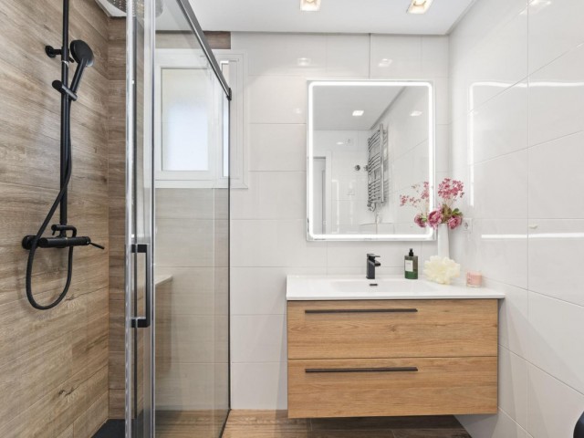 Kattohuoneisto Puerto Banús