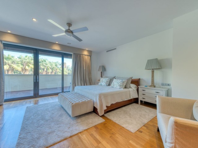 6 Schlafzimmer Apartment in Puerto Banús
