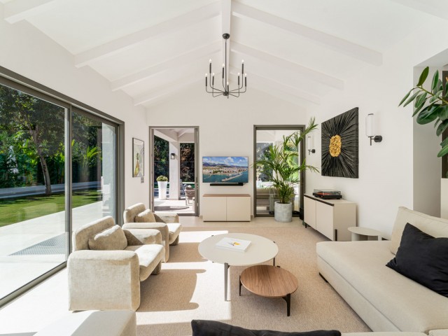 5 Soveroms Villa i Nueva Andalucía