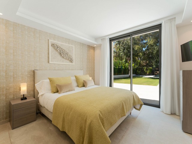 5 Soveroms Villa i Nueva Andalucía