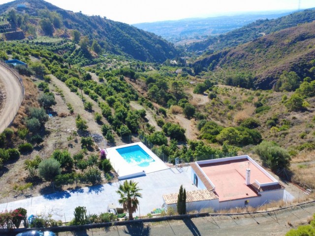 4 Schlafzimmer Villa in Estepona