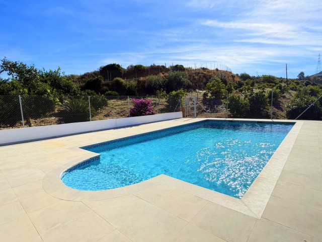 4 Schlafzimmer Villa in Estepona