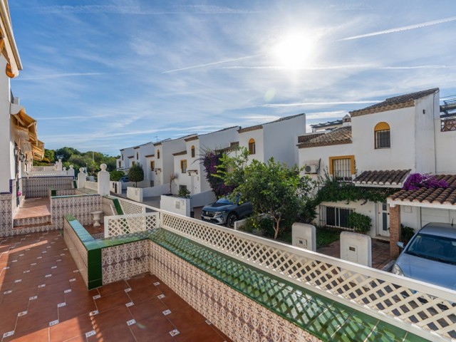 3 Soveroms Villa i Costabella