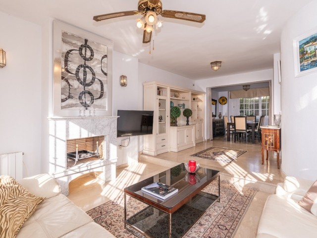 Villa avec 3 Chambres  à Costabella