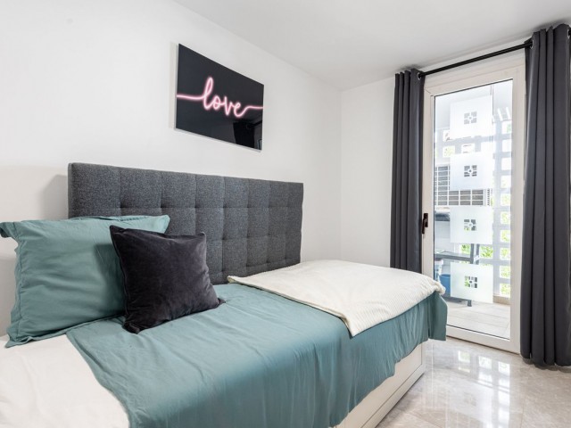 3 Soveroms Leilighet i Nueva Andalucía