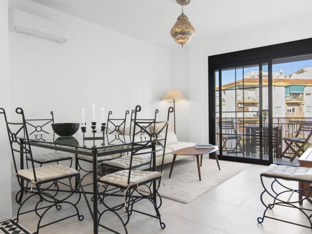 Appartement avec 3 Chambres  à Estepona