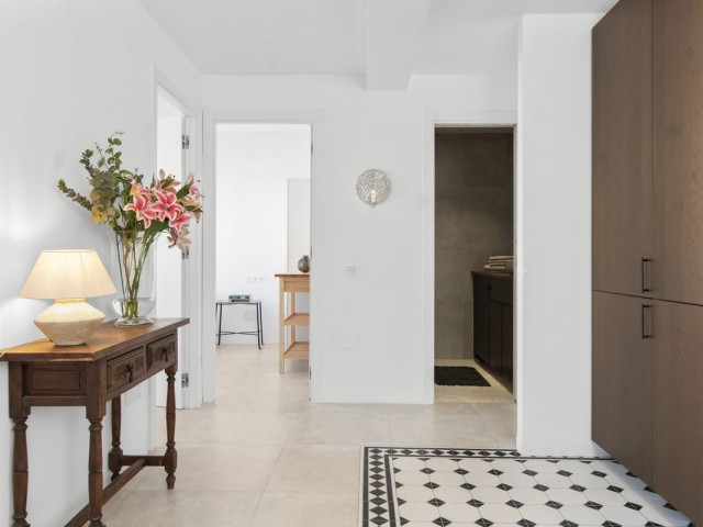 Appartement avec 3 Chambres  à Estepona