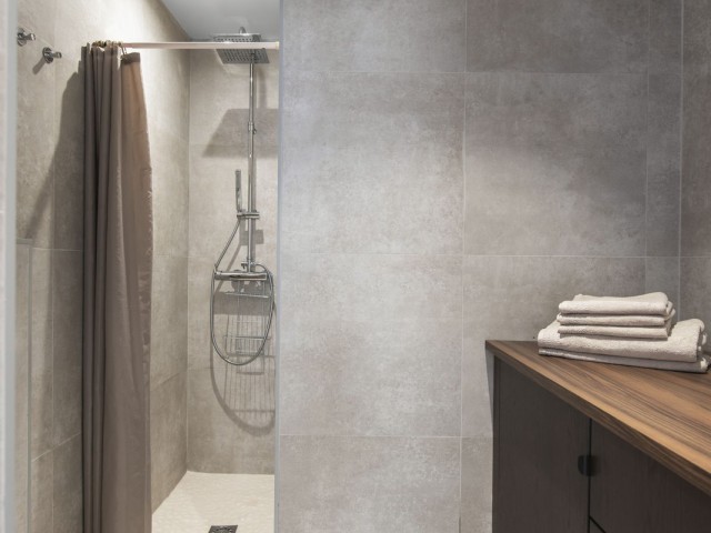 Appartement avec 3 Chambres  à Estepona